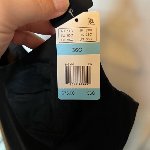 Wacoal lined smoothing camisole - Picture 4 of 4